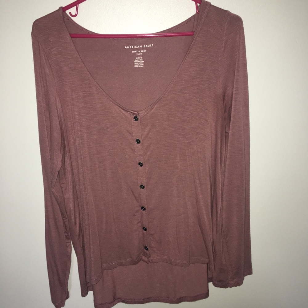 American Eagle soft and sexy tee